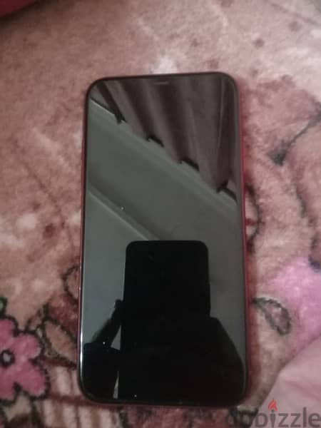 iphone 11 BT 77% 128 GB Red 5