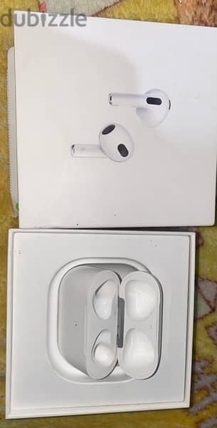 airpods 3 charging case (lighting) 2