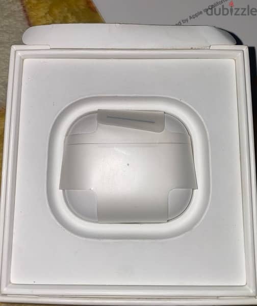 airpods 3 charging case (lighting) 5