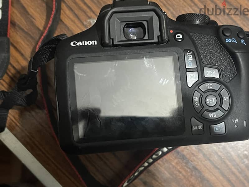 كاميرة Canon 2000D 2