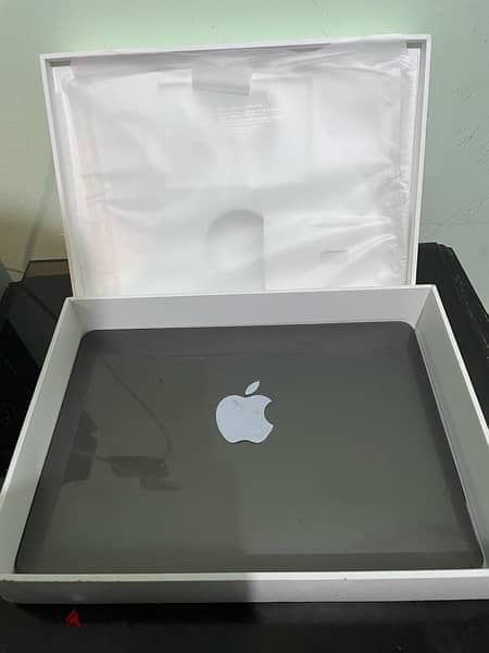 MacBook Air (Retina, 13-inch,  2018 3