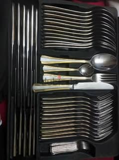 شنطة معالق solingen stainless steel اصلي
83قطعة
شوك و سكاكين 0