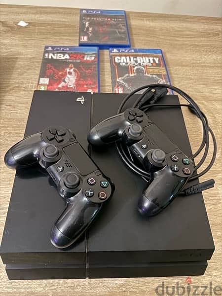 PS4 1TB with 2 controllers and 3 original disc games 0