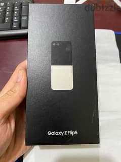 Galaxy ZFlip 5. جلاكسي z flip 0