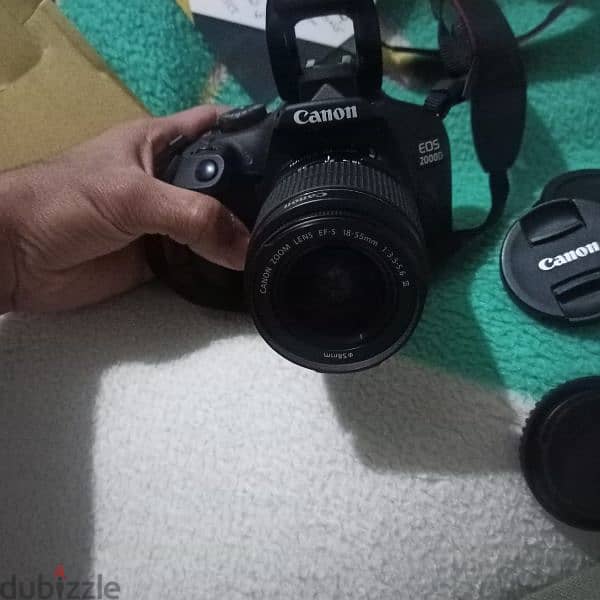 كاميرا كانون ايوس D2000 2