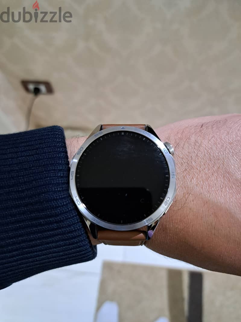 Huwaei Smartwatch GT4 2