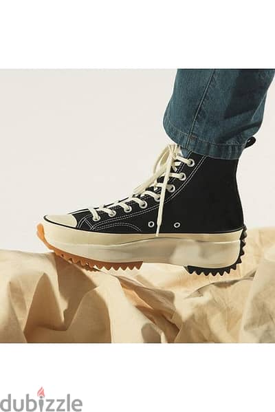 الكوتش دا للبيع المقاس : 41  Converse run star hike jw Anderson