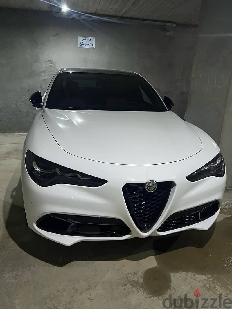 Alfa Romeo Stelvio 6