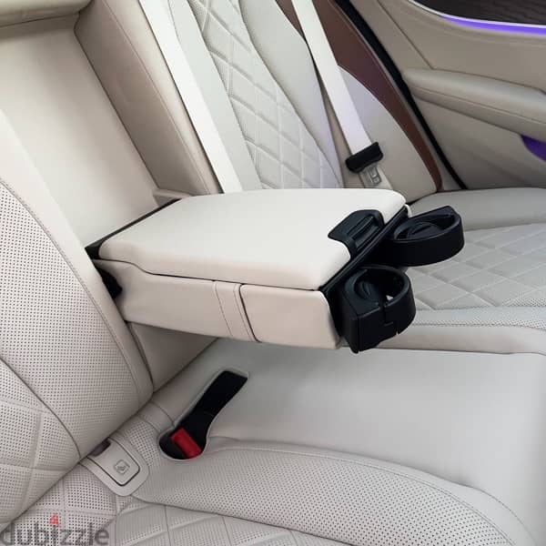 the special mercedes benz E200 designo interior. fully loaded 9