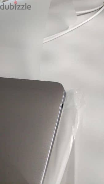 Apple Macbook Air 2020 M1
 ماك بوك 5