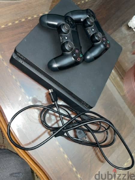 ps4 slim 500gb with 2 orignal controllers 2