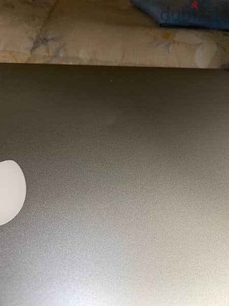 2015 Macbook Pro 120GB 4