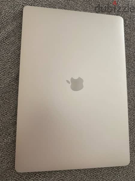 Macbook Pro 2016 For Sell 1