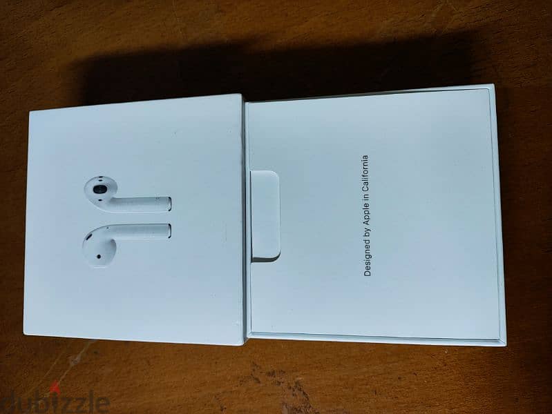 Airpods 2nd Gen With Charging Case White 4
