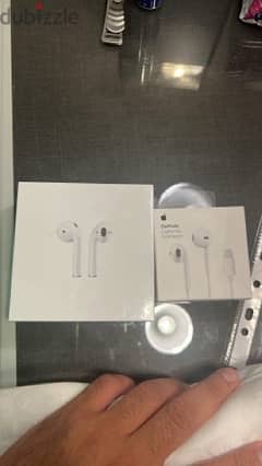 airpods gen 2 + airpods with lightning cable 0