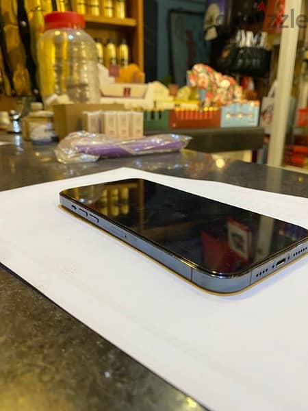 iPhone 12 Pro Max  بطاريه ٢٥٦ معاه العلبه و الوصله 1