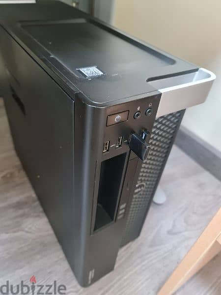 Dell 7810 workstation (excellent condition)  بروسيسور V4 32 Core 0