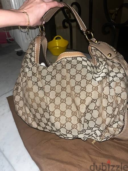 Gucci iconic brown monogram handbag 5