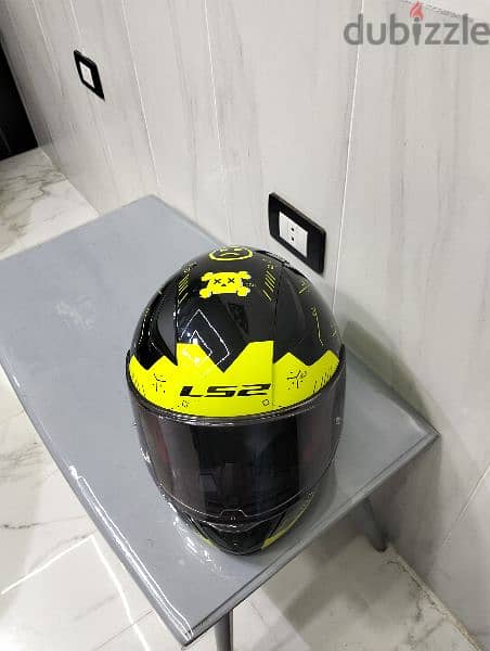 Helmet ls2 used 2 times only 3