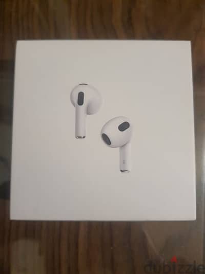 Air pods Apple (3rd generation)  جديد للبيع