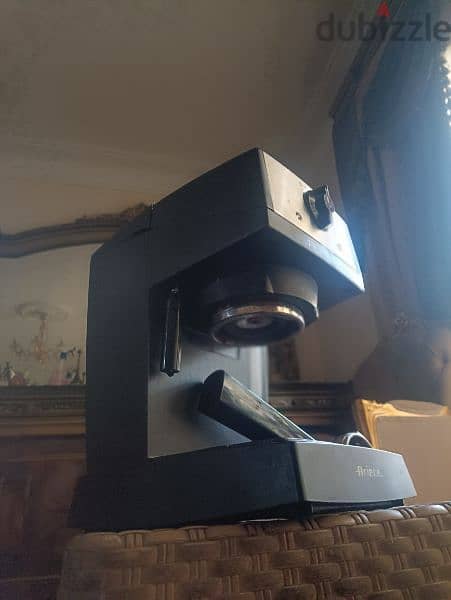 مكنة قهوة ايطالي اريتي بيكاسو مستعمل بحالة زيرو 5