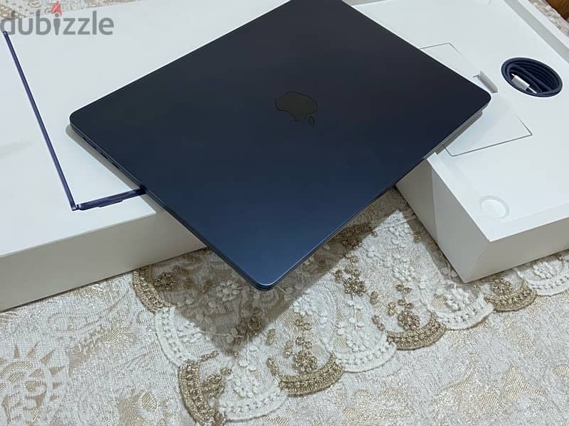 Macbook Air M2 2023 15 Inch 512GB - جديد تماما مشحون ٥ مرات بالفاتورة 2