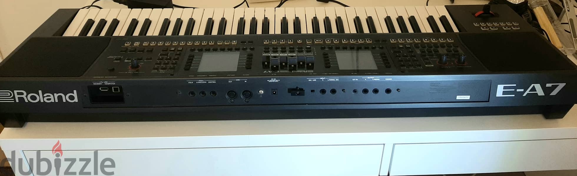 Roland E-A7 expandable arranger 9