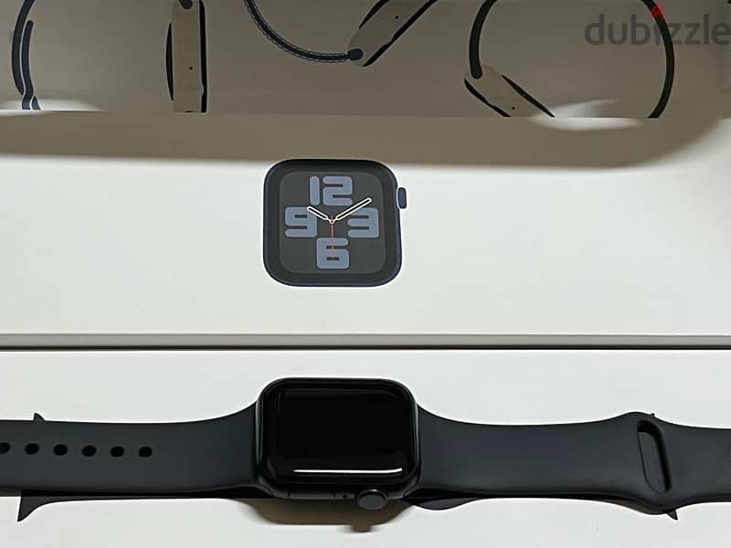 Apple Watch SE ( 2nd Gen ) 1
