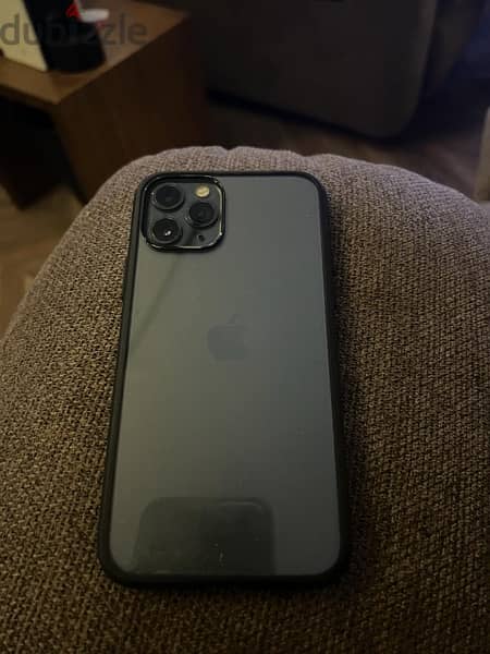 iphone 11 pro used very good condition 0