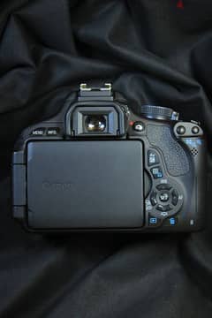 Canon 600d Shutter 0 New بالكرتونة جديدة