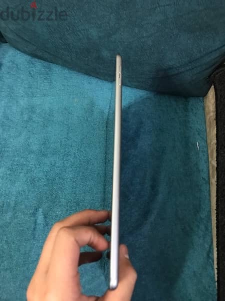 iPad 5 silver with good condition 32g 2