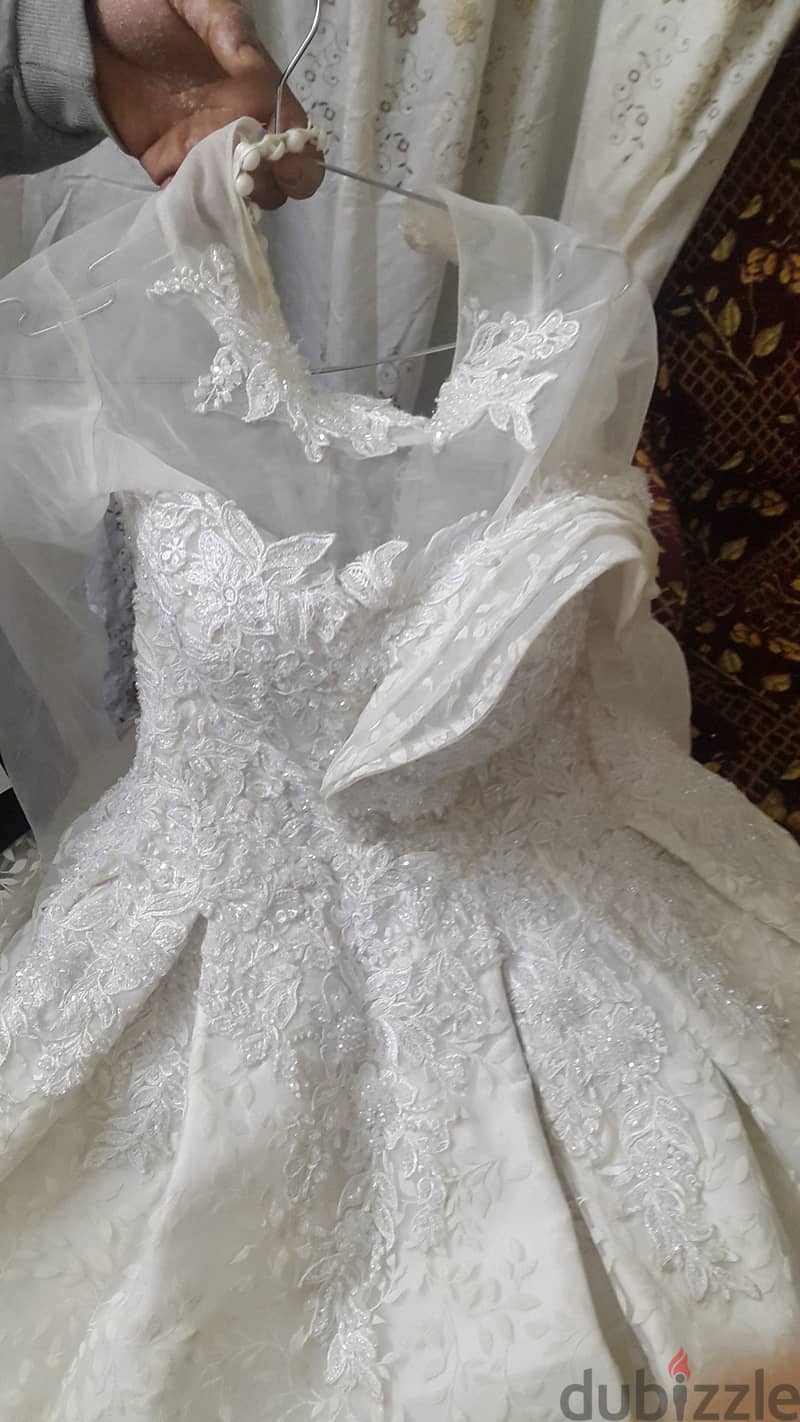 فستان زفاف للبيع استعمال يوم الفرح 5