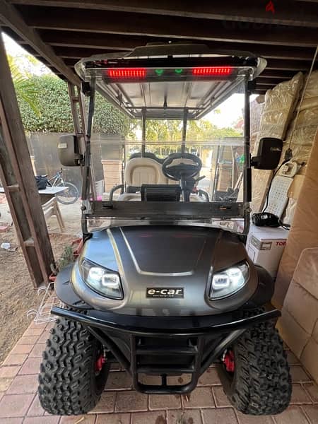 Golf cart monster 2x2 e-car lithium battery 10