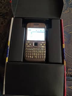 موبايل نوكيا Nokia E72