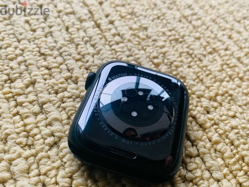 Apple Watch series 7 Like new with all accessories 4