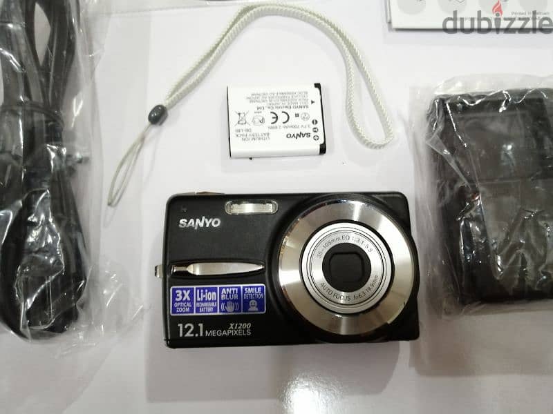 للبيع او التبديل كاميرا Sanyo Xacti VPC-X1200 11