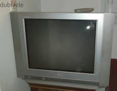 تلفزيون ال جي ٢٥ بوصة بالريموت الاصلي