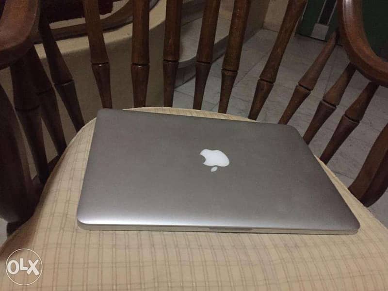 MacBook Pro 13-inch with box. 2014 ابل ماك بوك برو ١٣ انش مع علبته 2