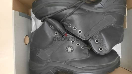 safety shoes bata 44 حذاء سيفتي باتا