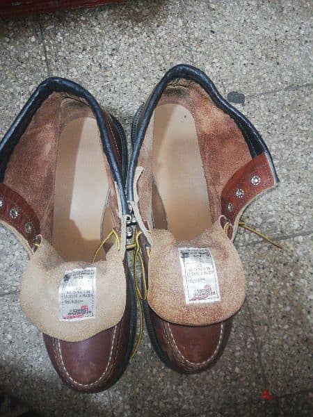 حذاء للبيع 3