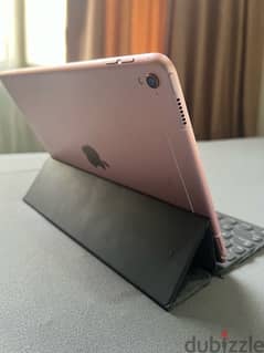 I pad pro - 256GB with Wi-Fi + Cellular ايباد برو خط واي فاي زي الجديد 0