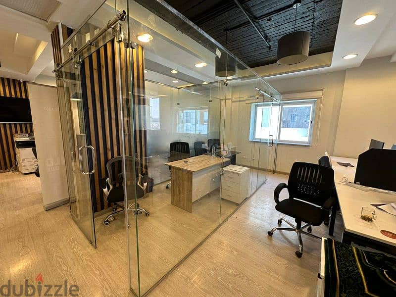 مكتب اداري للايجار 220م لشركة ع شارع التسعين التجمعOffice For Rent220M 1