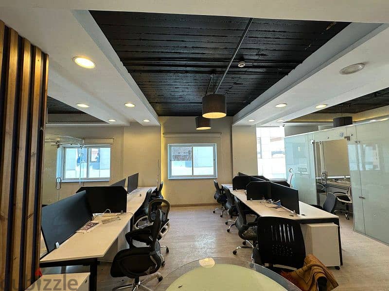 مكتب اداري للايجار 220م لشركة ع شارع التسعين التجمعOffice For Rent220M 3