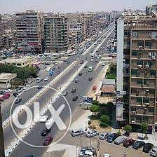 شقة سكني بأشهر الشوارع الرئيسيه بمدينة نصر 0