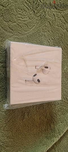 Apple Airpods 3rd Generation with magsafe case 0