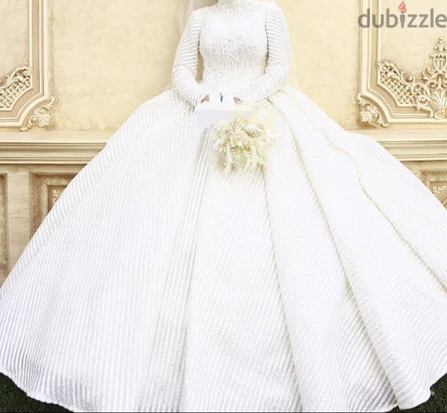 فستان زفاف ملكي 2