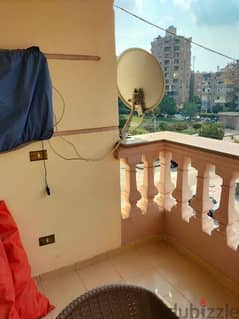 شقة للبيع 210م بالقرب من عباس العقاد 3غرف عمارة ناصية و غير مجروحه 0