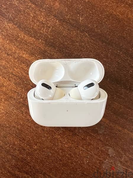 Airpods pro (1st) gen Original with Box 2