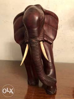 مجسم فيل أفريقي 0