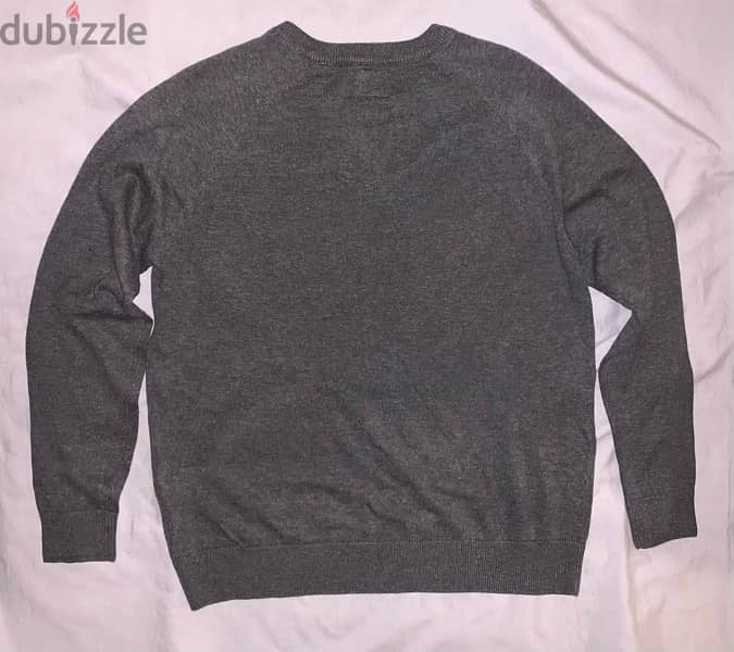 Guess Men’s Jumper Size Large In Excellent Condition العرض ٥٣ سم 2